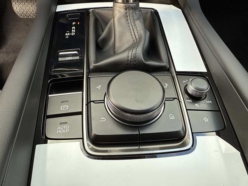 New 2026 MAZDA MAZDA3 2.5 Turbo Sedan w/Premium Plus image 38