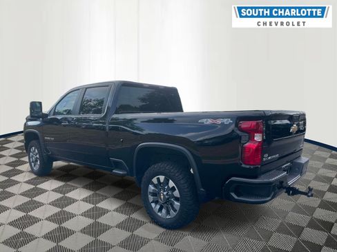 Used 2024 Chevrolet Silverado 2500 Custom w/ Custom Value Package AWD/4WD image 6