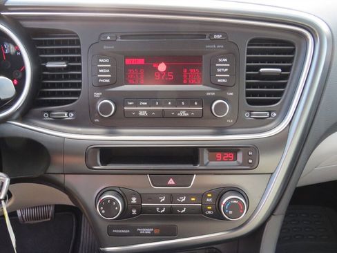 Used 2015 Kia Optima LX image 12