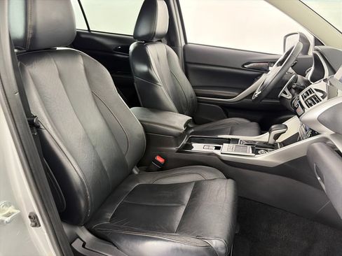 Used 2019 Mitsubishi Eclipse Cross SEL AWD/4WD image 30