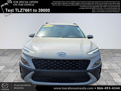 Used 2023 Hyundai Kona SEL FWD image 2