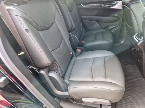 Used 2024 Cadillac XT6 Sport w/ Technology Package AWD/4WD image 21
