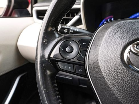 Used 2020 Toyota Corolla XLE image 16