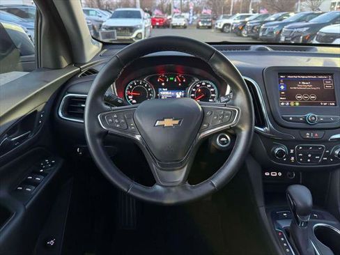Used 2024 Chevrolet Equinox LT image 19