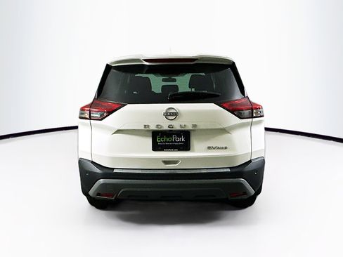 Used 2023 Nissan Rogue SV image 7
