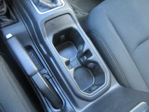 Used 2019 Jeep Wrangler Unlimited Sport S image 21