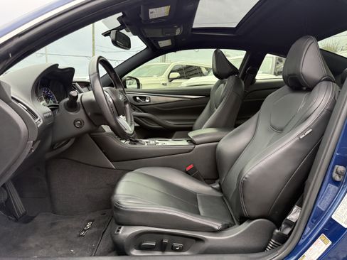Used 2018 INFINITI Q60 3.0t Luxe w/ Sensory Package 3.0T Luxe image 12