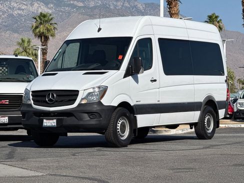 Used 2016 Mercedes-Benz Sprinter 2500 image 7