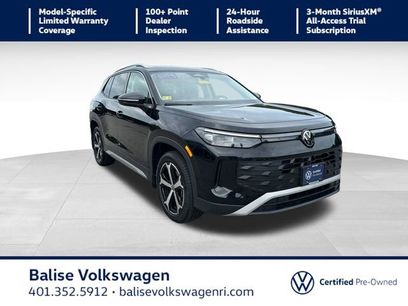Certified 2025 Volkswagen Tiguan SE
