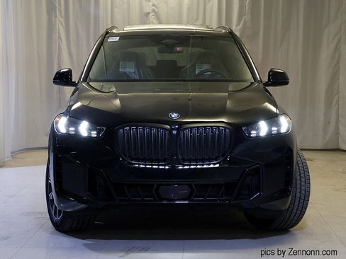 New 2026 BMW X5 xDrive50e w/ M Sport Package image 5
