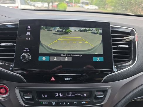 Used 2021 Honda Pilot Special Edition image 18