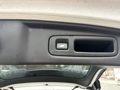 Used 2023 Honda CR-V EX-L image 39