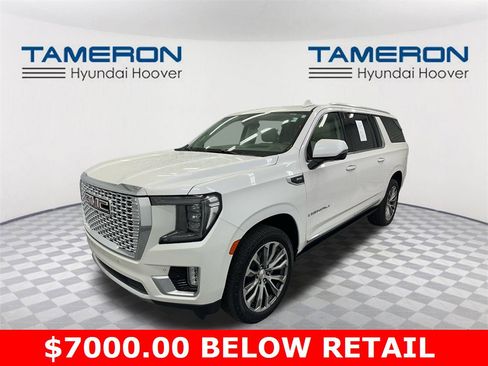 Used 2021 GMC Yukon XL Denali w/ Denali Premium Package image 1
