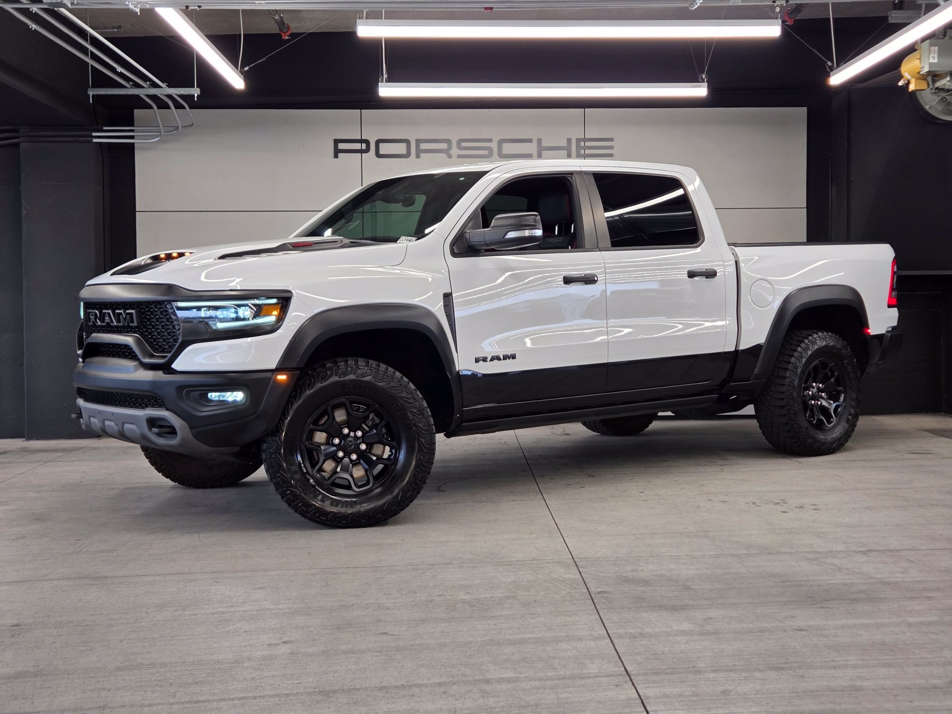 Used 2022 RAM 1500 TRX AWD/4WD image 1
