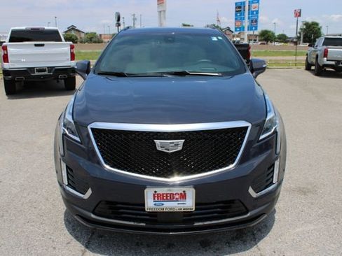 Used 2025 Cadillac XT5 Sportv w/ Technology Package AWD/4WD image 2