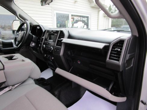 Used 2019 Ford F350 XL w/ Power Equipment Group image 15
