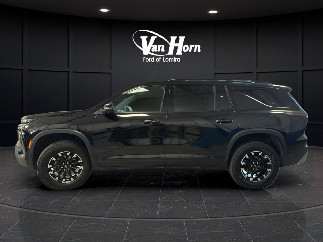 Used 2024 Chevrolet Traverse Z71 w/ LPO, Floor Liner Package AWD/4WD image 6