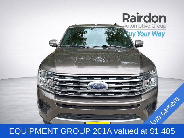 Used 2019 Ford Expedition XLT w/ Equipment Group 201A AWD/4WD image 2