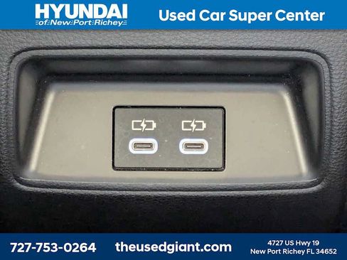 Used 2025 Toyota Corolla LE FWD image 15