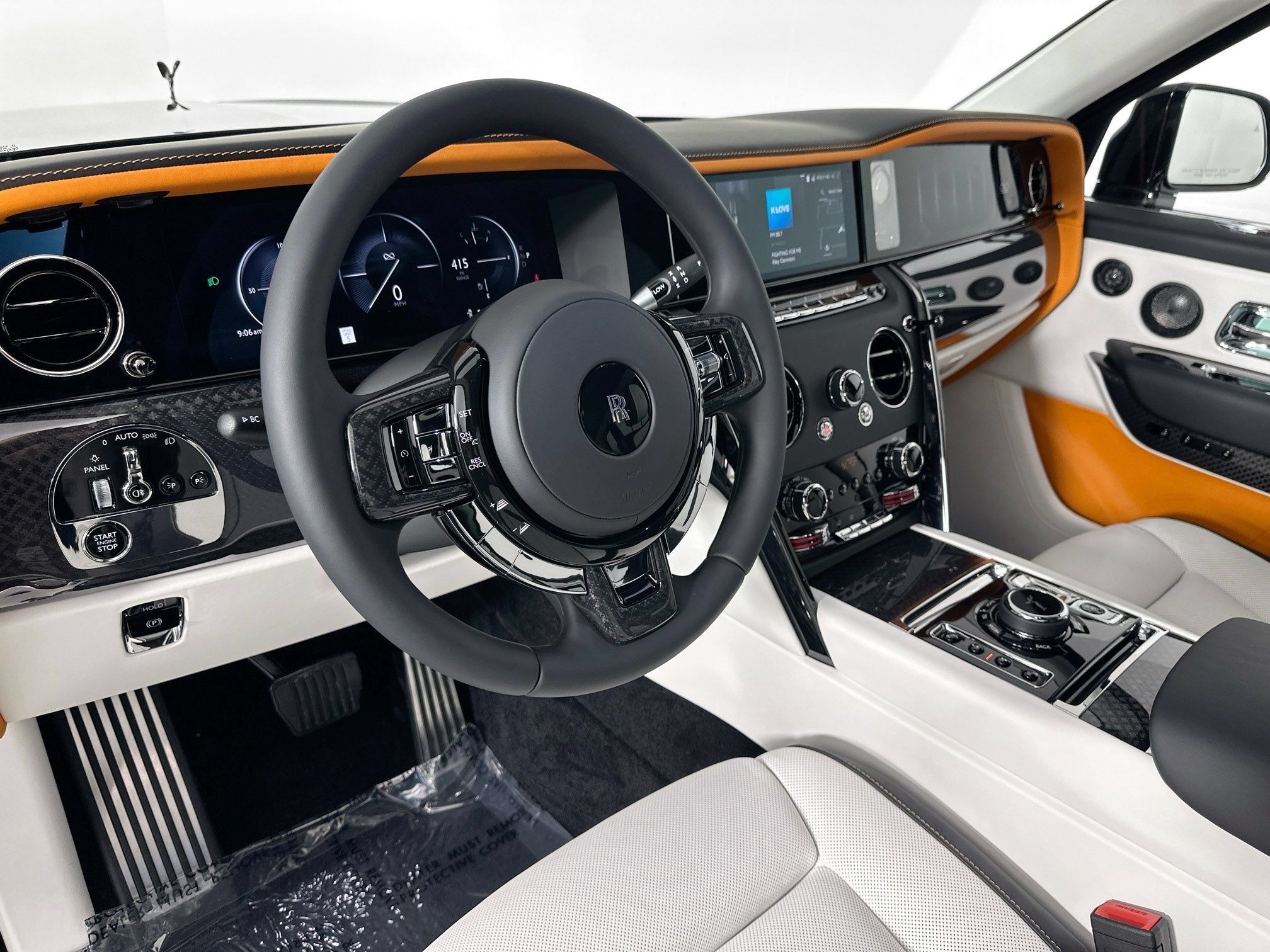 New 2026 Rolls-Royce Cullinan Black Badge AWD/4WD image 11