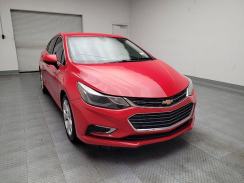 Used 2017 Chevrolet Cruze Premier image 14