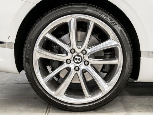 Used 2024 Bentley Continental GT Mulliner AWD/4WD image 42