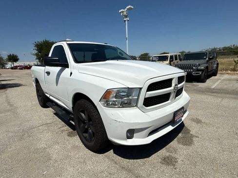 Used 2014 RAM 1500 Express RWD image 7