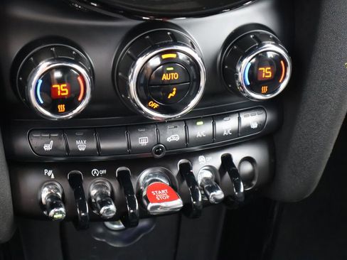 Used 2022 MINI Cooper Convertible w/ Premium Package FWD image 37