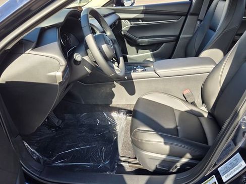 New 2026 MAZDA MAZDA3 2.5 S Sedan w/ Preferred Pkg image 4