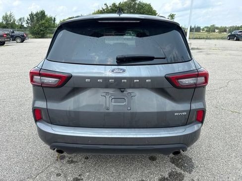 Used 2024 Ford Escape ST-Line w/ Tech Pack #1 AWD/4WD image 4