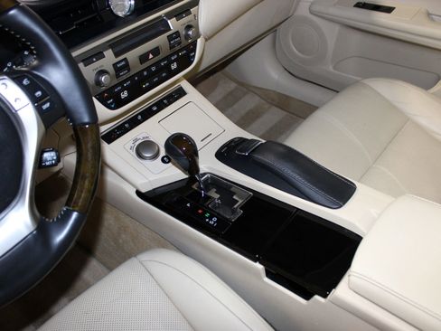 Used 2013 Lexus ES 350 w/ Luxury Pkg image 22