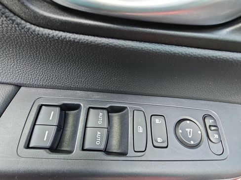 Used 2023 Honda CR-V EX image 26