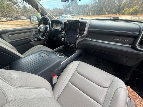 Used 2022 RAM 1500 Limited image 17