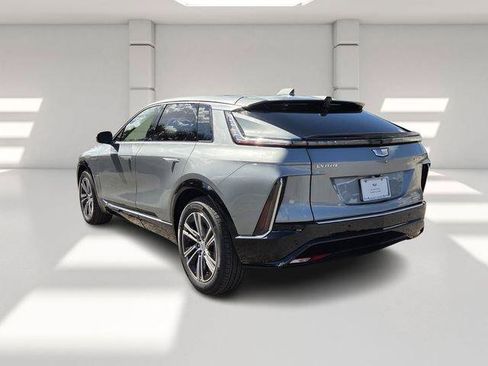New 2026 Cadillac Lyriq Premium Luxury AWD/4WD image 3