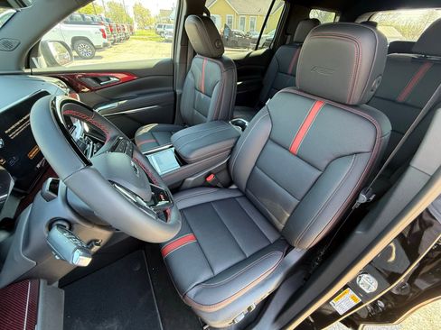 New 2026 Chevrolet Traverse RS AWD/4WD image 13