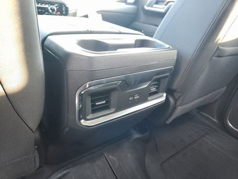 New 2026 GMC Sierra 1500 Elevation image 9