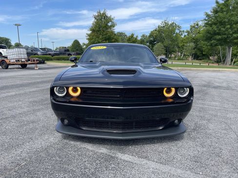 Used 2023 Dodge Challenger GT w/ Plus Package RWD image 10