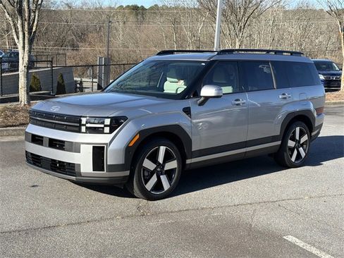 Used 2024 Hyundai Santa Fe Limited image 3