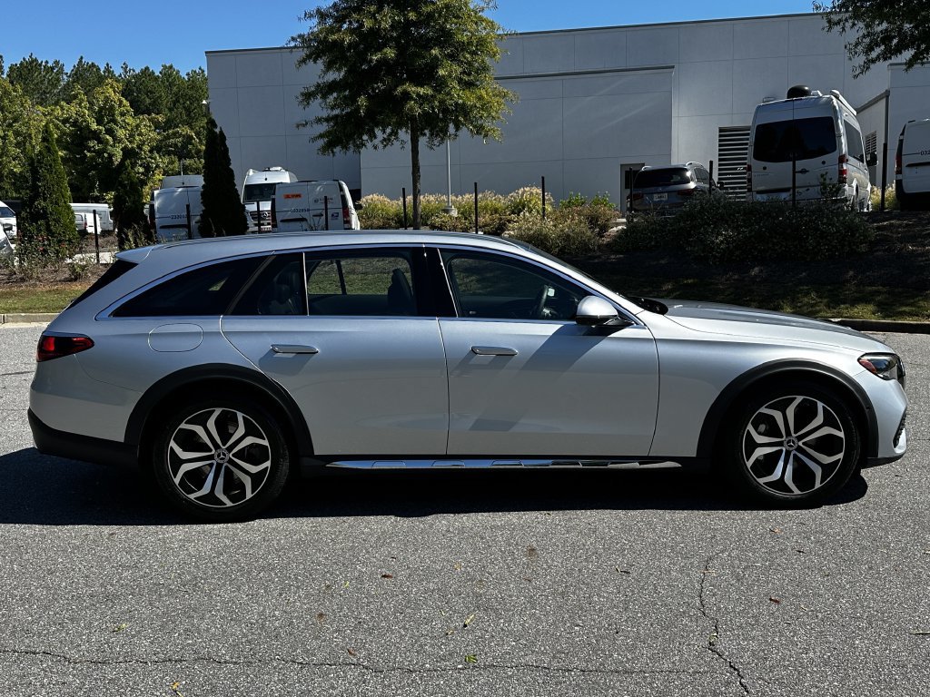 Used 2026 Mercedes-Benz E 450 4MATIC All-Terrain Wagon w/ Leather Package image 9