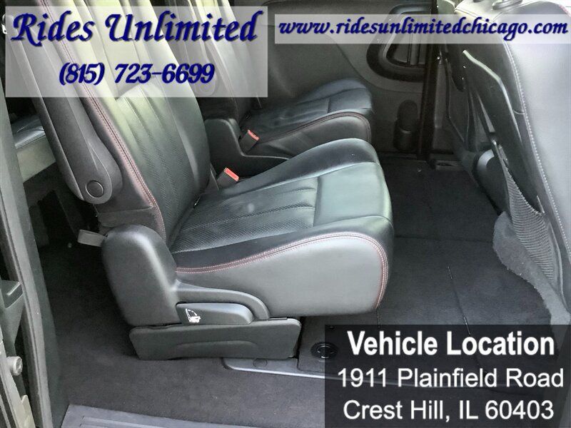 Used 2014 Dodge Grand Caravan R/T w/ Safety Sphere Group FWD image 35