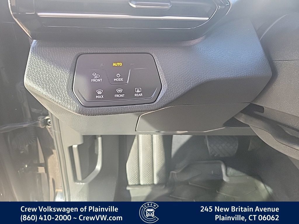 Certified 2023 Volkswagen ID.4 Pro S AWD/4WD image 39