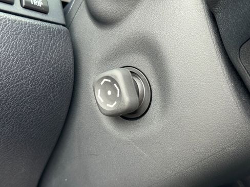 Used 2021 Lexus RX 350L Luxury w/ Accessory Package image 19