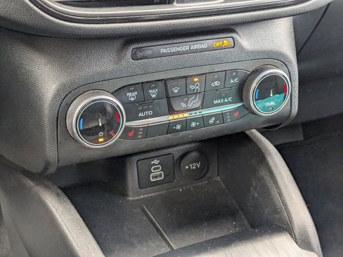 Used 2024 Ford Escape ST-Line image 22