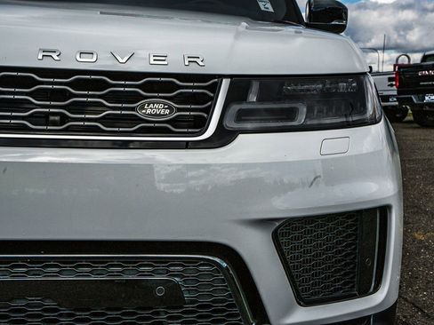 Used 2021 Land Rover Range Rover Sport SE image 9