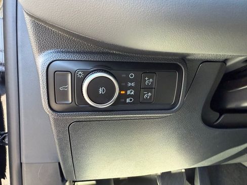 New 2025 Ford Explorer Active w/ Active Comfort Package image 13