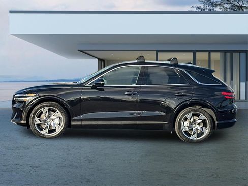 Used 2025 Genesis Electrified GV70 Prestige w/ Prestige Package image 8