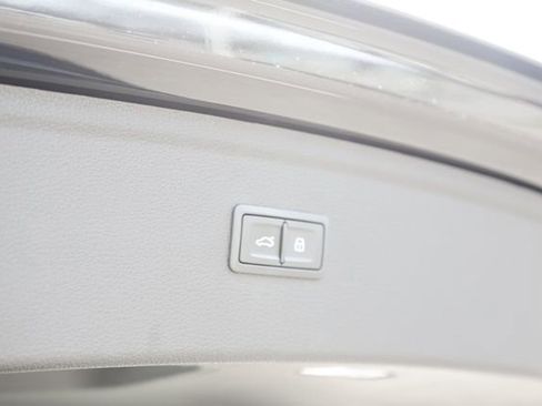 Used 2023 Audi Q5 2.0T Premium Plus w/ Premium Plus Package image 6