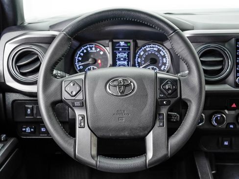 Used 2023 Toyota Tacoma TRD Off-Road AWD/4WD image 12