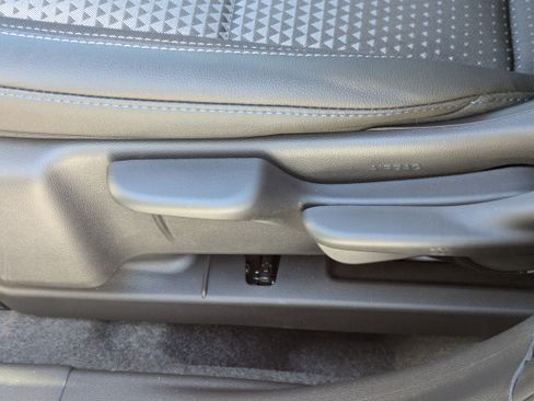 New 2026 Chevrolet Trax LT w/ LT Convenience Package image 12