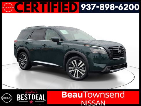 Certified 2025 Nissan Pathfinder Platinum w/ Black Appearance Package AWD/4WD image 1